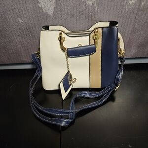 Elegant Tricolor Handbag